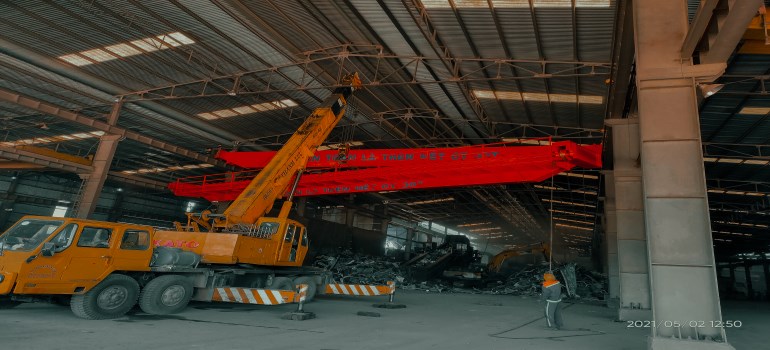 Cung cấp vật tư và thi công lam trang trí đầu đạn trường học deway